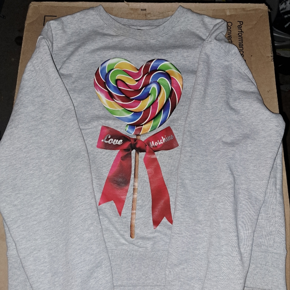 moschino sweater